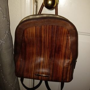 LADIES VINTAGE BACKPACK BY BRAHMIN